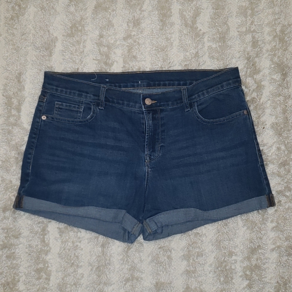 Old Navy shorts